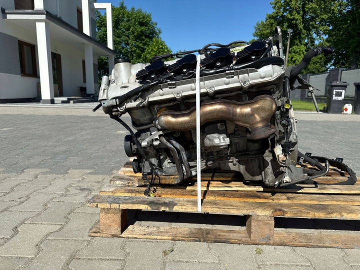 MERCEDES C W204 204 63 AMG MOTEUR NU 6.3 M156.985 156985