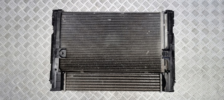 BMW E90 E91 E93 RADIATEUR EAU CLIMATISATION ÉCHANGEUR AIR-AIR 9229021 7812913