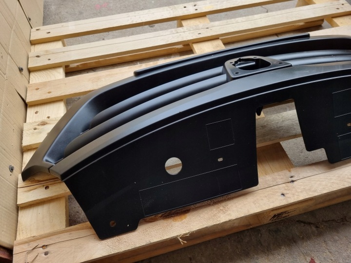 CALANDRE GRILLE PARE-CHOCS AVANT DACIA DOKKER 623108367R