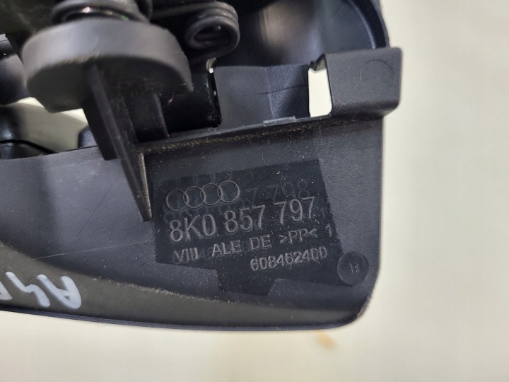 AGRAFE COURROIE ARRIÈRE DOUBLE AGRAFE AUDI A4 B8 LIFT 8K0857739AE