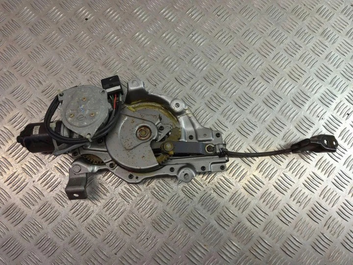 GAUCHE SERVOMOTEUR COUVERCLES DE COFFRE COUVERCLES DE COFFRE LEXUS RX (_U3_) 42710710030 30995258 3.0L