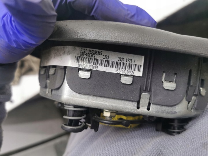 AIRBAG COUSSIN CONDUCTEUR FIAT PANDA II 735388305