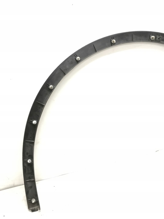 TESLA Y MOULURE GARDE-BOUE GAUCHE 1683859-00-A