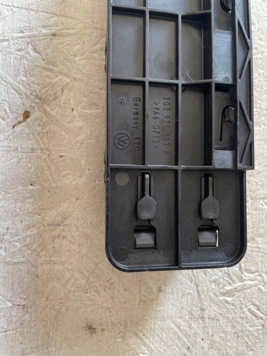 SKODA KODIAQ MODULE COUVERCLES DE COFFRE COUVERCLES DE COFFRE 5Q0959107L