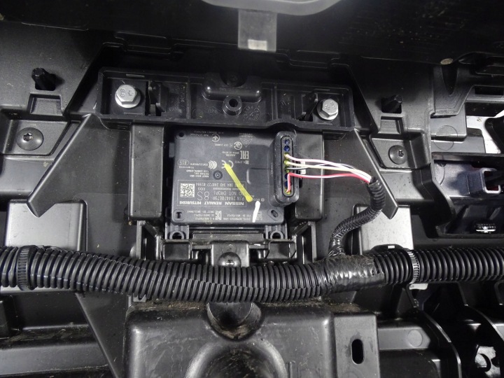 PARE-CHOCS AVANT AVANT RENAULT SCENIC V E-TECH