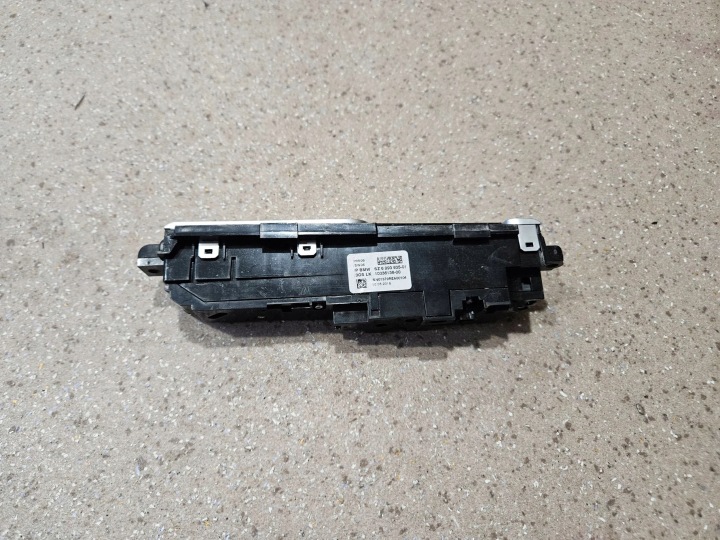 MODULE COMMANDE CONSOLES CENTRALE BMW X3 G01 6993935