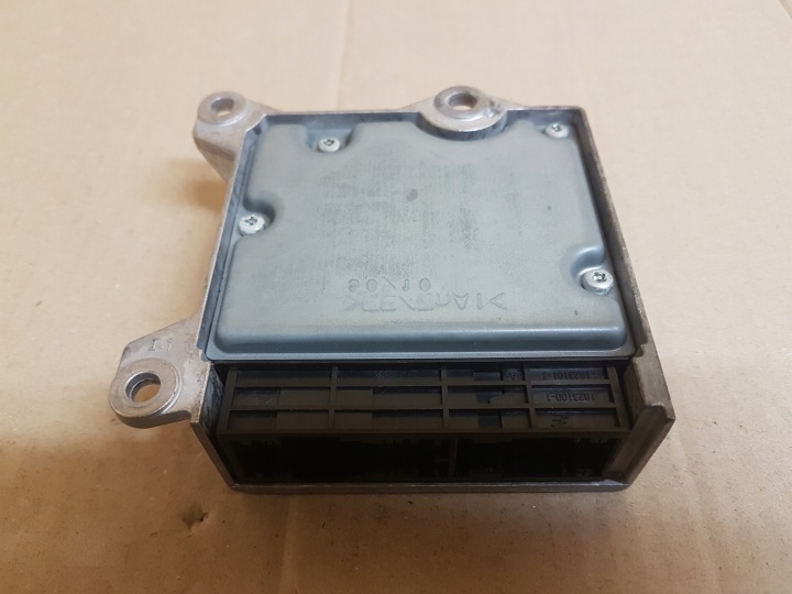 PEUGEOT 508 I MODULE CAPTEUR COUSSINS AIRBAG