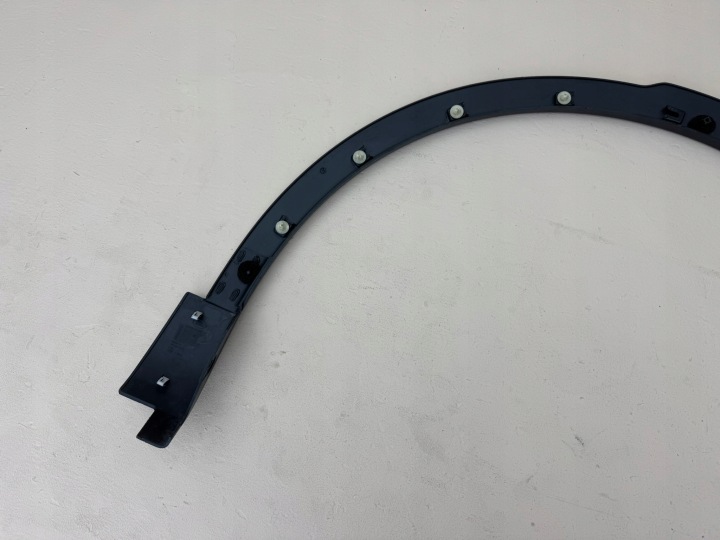 LAND ROVER DISCOVERY SPORT L550 14R- MOULURE GARDE-BOUE GAUCHE AVANT FK7216A075
