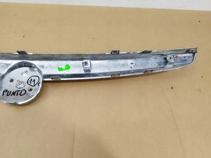GRILLE CALANDRE PARE-CHOCS AVANT FIAT GRANDE PUNTO EVO ANNÉE 2009-2012 735501719