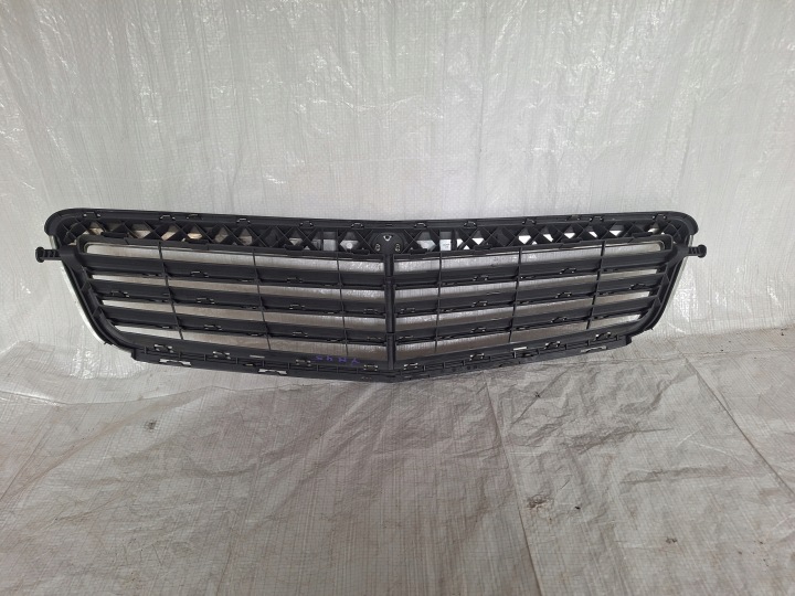 MERCEDES W204 C CLASSE GRILLE CALANDRE RADIATEUR A2048801283