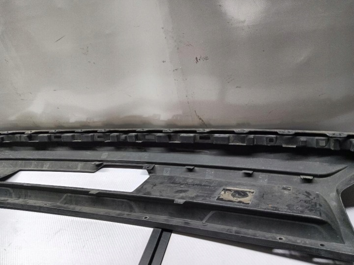 SPOILER DOPINKA PARE-CHOCS ARRIÈRE ARRIÈRE VW TOUAREG III 760807568J