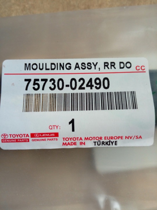 MOULURE VITRES PARAPET TOYOTA COROLLA E21 '19- CHOIX NEUF ORIGINAL