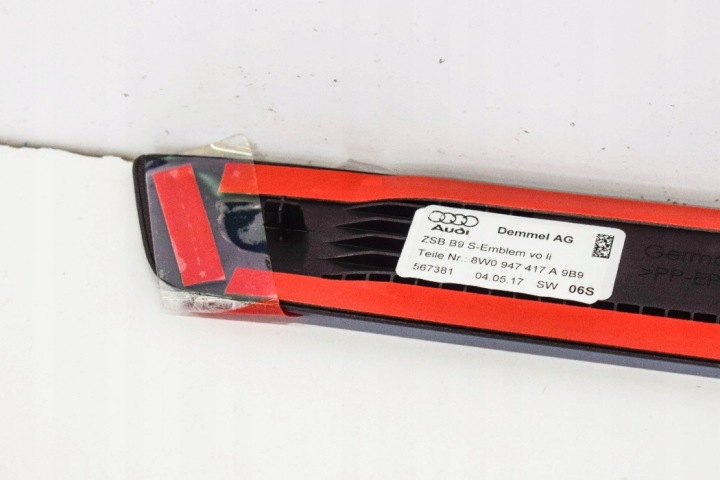 AUDI A4 B9 S-LINE GAUCHE PROTECTION SEUIL RÉTROÉCLAIRÉE 8W0947417A9B9ORYGINALNA