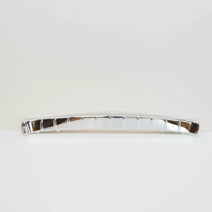 MB R-CLASS W251 AMG REAR PARE-CHOCS LOADING PLATE CHROME A2518800011