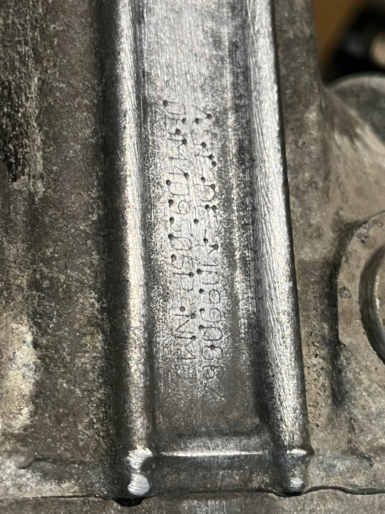 DIFFÉRENTIEL PONT AVANT PORSCHE CAYENNE II 7P 4.8 TURBO AVEC 0BM409505P NMJ ENTIER
