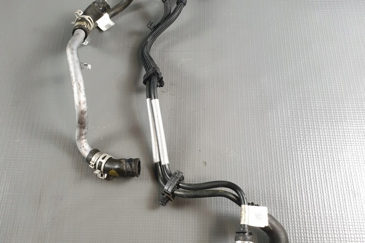 TUYAU REFROIDISSEMENT NISSAN QASHQAI II (J11, J11_) 210477581R 1.3L GASOLINE