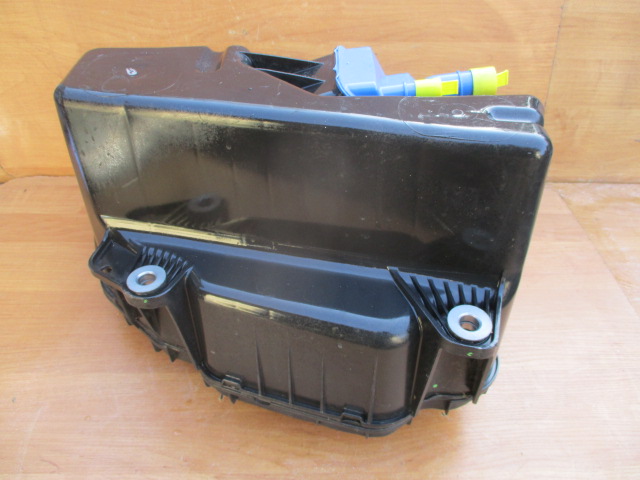 AUDI A4 A5 ADBLUE POMPE 4077103AD 8W0131878AM 5XY