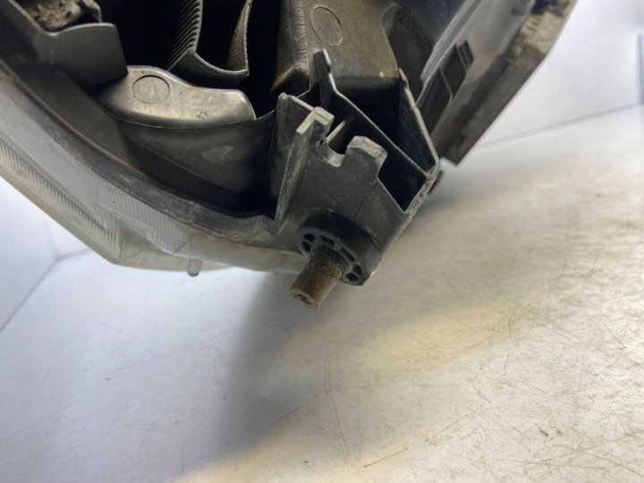 MERCEDES AVEC W221 PROJECTEUR GAUCHE PHARE A2218206761 A2218207561 BIXENON EUROPE