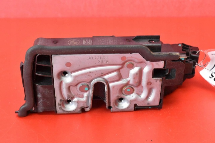 SERRURE DE PORTE DROIT AVANT AVANT EUROPE 7362784 BMW X5 F15 13-18