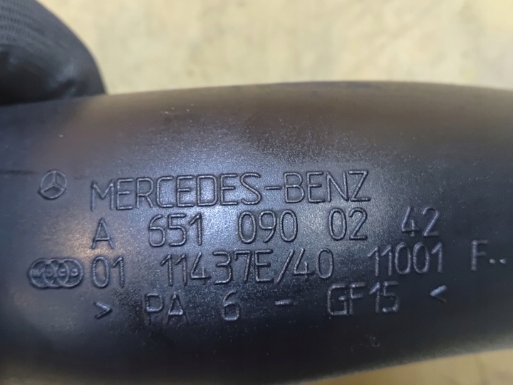 MERCEDES W204 LIFT 2.2 CDI TUYAU COOLERA A6510900242 11-