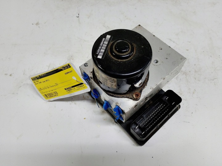 VOLVO XC90 POMPE DE FREIN ABS P30793444 30793445 EUROPE