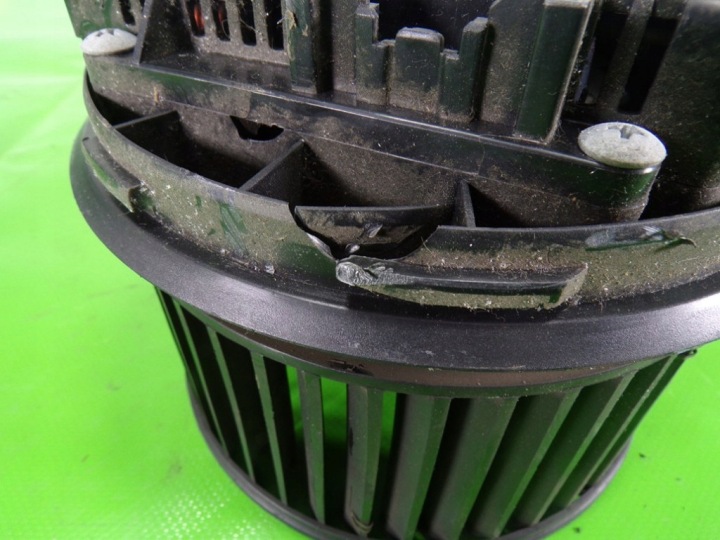 VOLVO V50 VENTILATEUR VENTILATEUR CONDUIT D'AIR 4M5H18456CC