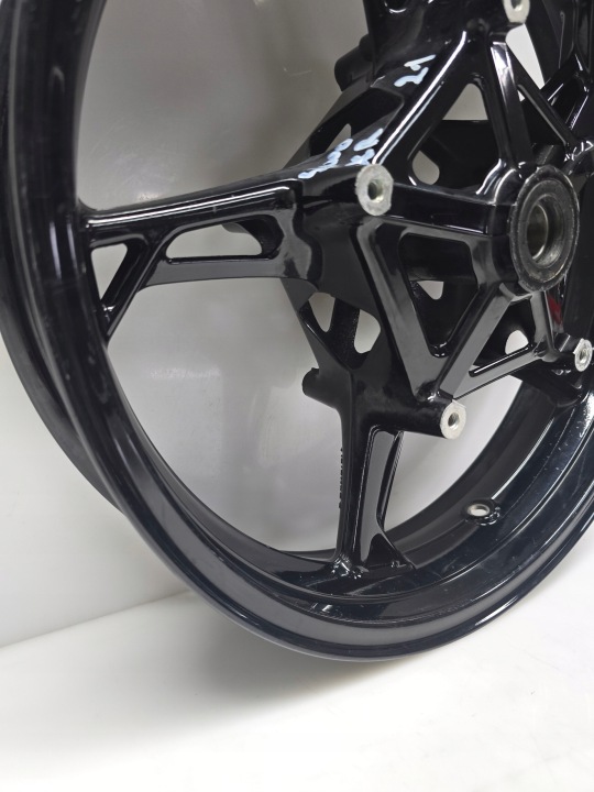 JANTE KOLO AVANT BMW AVEC 1000 XR K49 15-19R 17X3,5