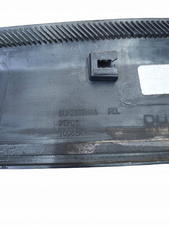 MOULURE PORTES ARRIÈRE CÔTÉ DROITE JEEP COMPASS 10988A