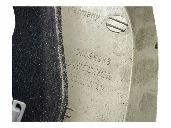 VOLVO V70 III PHARE GAUCHE ARRIÈRE GAUCHE ARRIÈRE UNIVERSEL 30698983