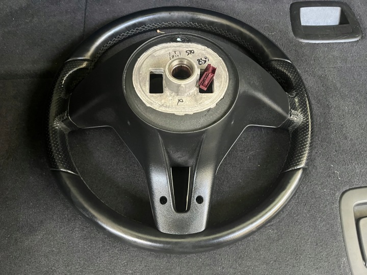 VOLANT MERCEDES C W204 LIFT (2011-2014) A2184602503