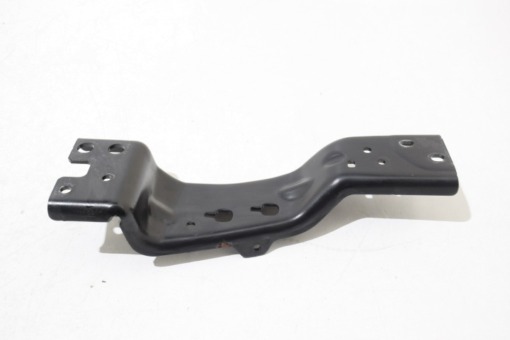 BMW F70 F74 U06 U10 U11 GAUCHE CONNECTEUR RENFORCEMENT PANNEAU AVANT
