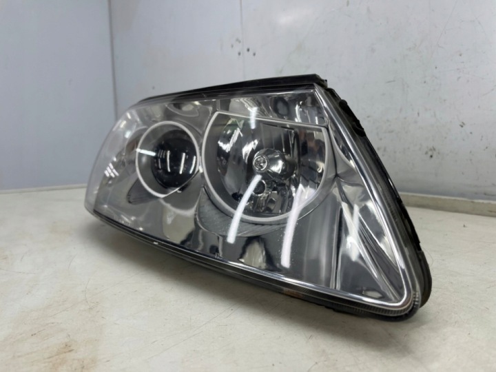 PHARE PROJECTEUR HYUNDAI GRANDEUR 05-10R DROITE AVANT XÉNON EUROPE 92102-3L1XX