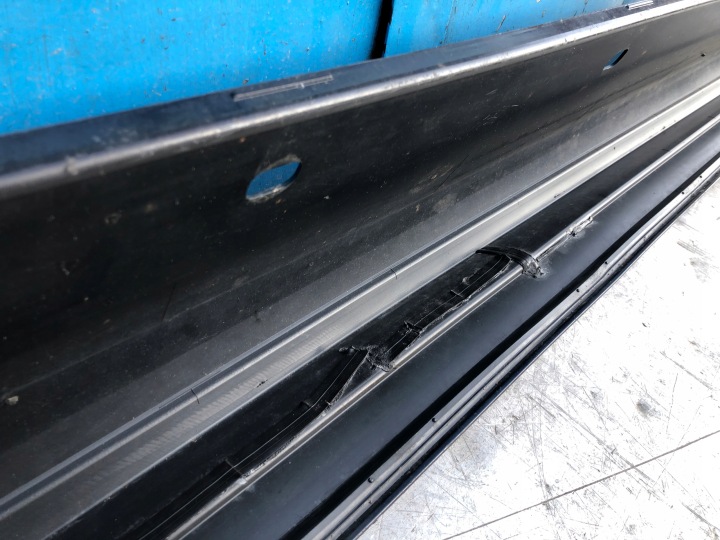 MERCEDES-BENZ OE A212690XX40 MOULURE REVÊTEMENT SEUIL