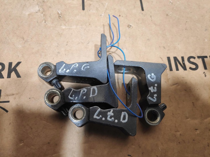 CHARNIÈRES PORTES GAUCHE ARRIÈRE AVANT I ARRIÈRE HAUT I BAS VOLKSWAGEN GOLF VIII