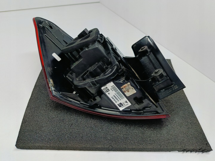 SEAT ARONA 6F9 17- PHARE PROJECTEUR LANTERNE DROIT ARRIÈRE LED 6F9945208B
