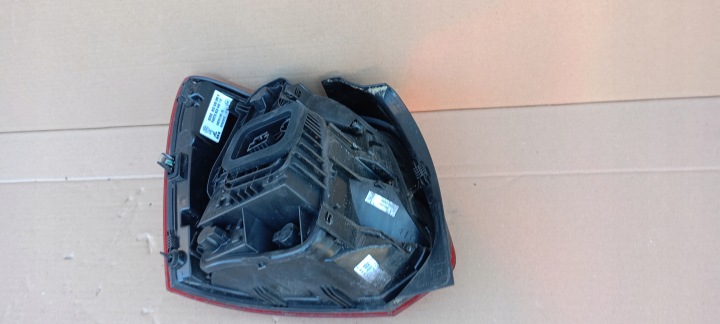 PHARE ARRIÈRE DROITE VW VOLKSWAGEN POLO LIFT 6C0 14-18ROK 6C0945096K 6C0945112