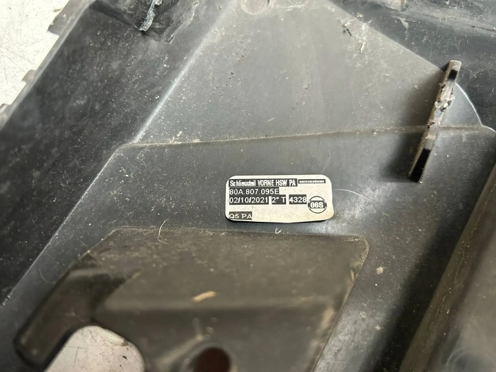 FIXATION PARE-CHOCS AUDI DROIT Q5 21- LE