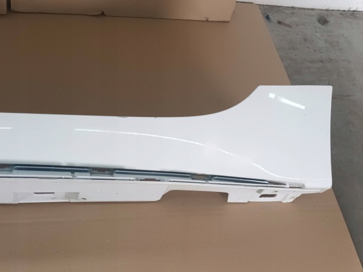 REVÊTEMENT SEUIL GAUCHE AUDI A5 8W8 SEUIL GAUCHE