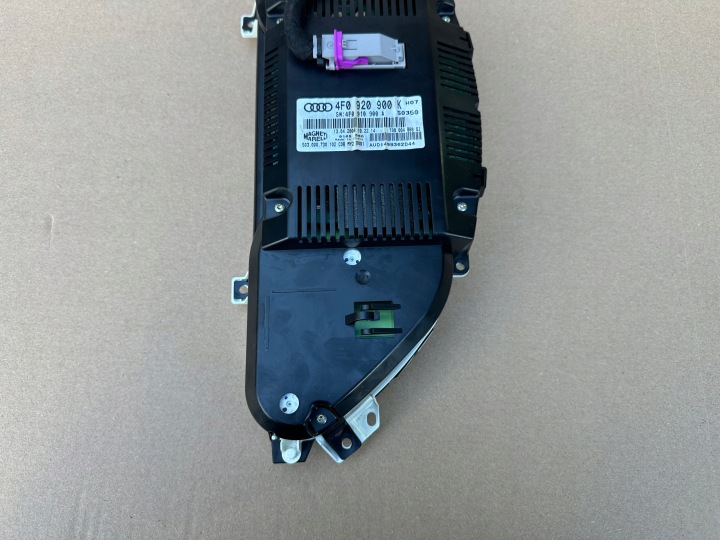 AUDI A6 C6 3.2 FSI COMPTEUR TABLEAU DE BORD EUROPE 4F0920900K