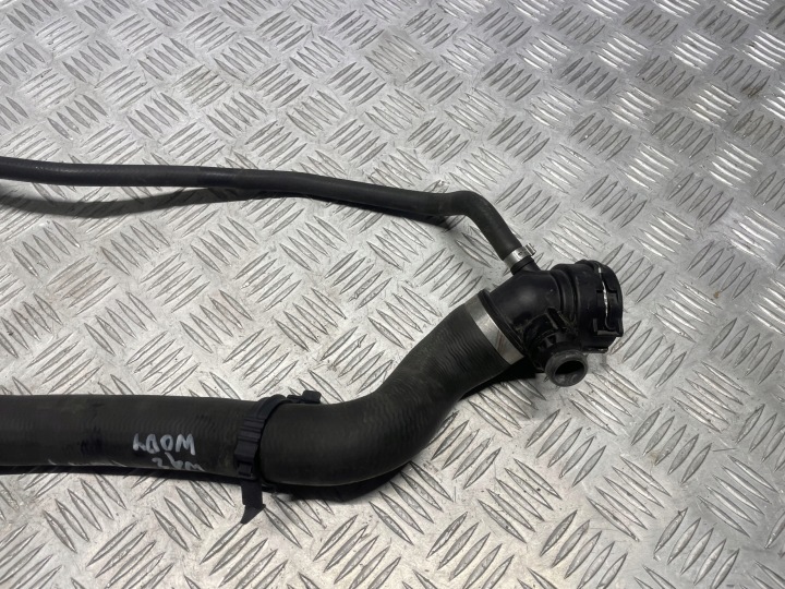 BMW F25 TUYAU FIL TUYAU RADIATEUR EAU 8571616
