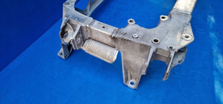 CHÂSSIS CHÂSSIS BERCEAU POUTRE TRAVERSE AVANT PORSCHE PANAMERA 4S 970 4.8