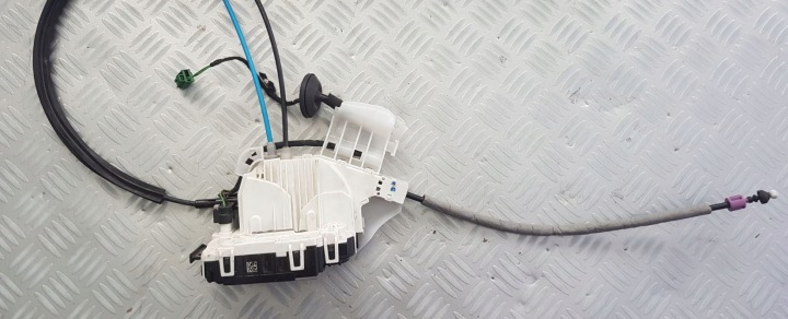 MERCEDES W218 SERRURE DE PORTE DROIT ARRIÈRE A0997300235 14