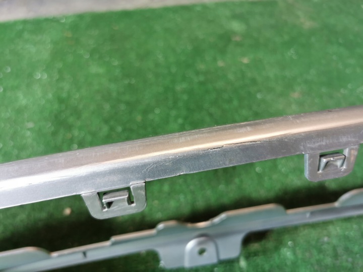 DOUBLURE DUFYZOR PARE-CHOCS ARRIÈRE ARRIÈRE MASERATI LEVANTE 16- 670045350