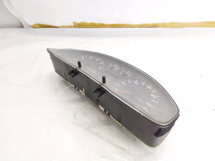 COMPTEUR COMPTE-TOURS 8D0919033P VDO AUDI A4 B5 BERLINE LIMUZYNA (8D2) FIS