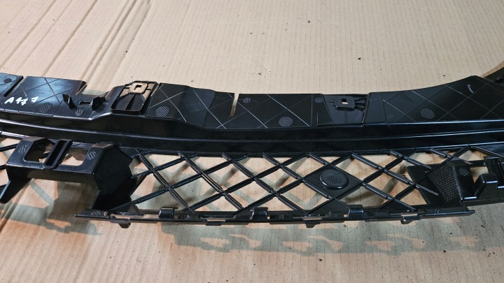 RENFORCEMENT SUPPORT PARE-CHOCS A1778851300 MERCEDES W177