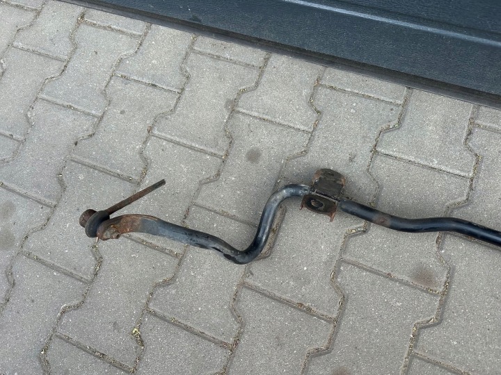 MAZDA 3 BL 09-13 2.2D BARRE DE LIAISON STABILISATEUR AVANT