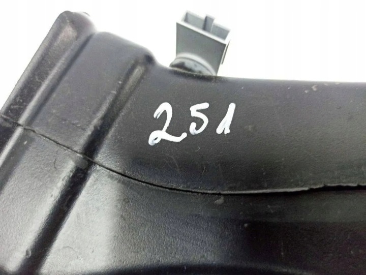 CONDUITES D'AIR TABLEAU DE BORD INSTRUMENTATION MERCEDES-BENZ R (W251, V251) A2518310846