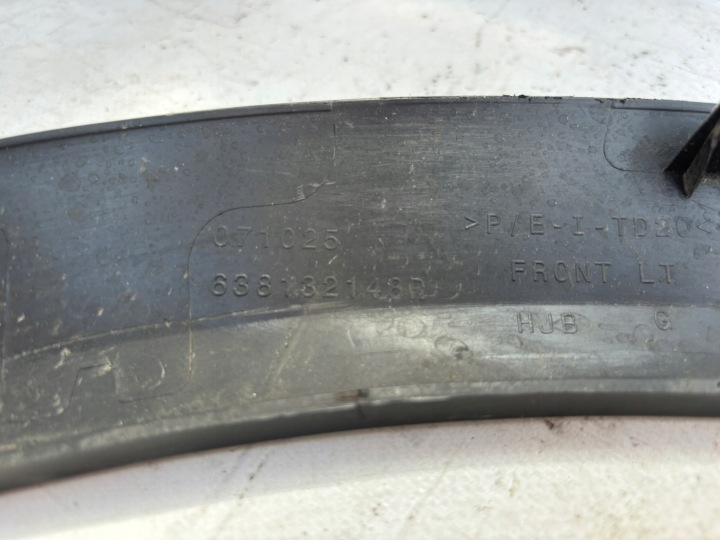 RENAULT CAPTUR II 19- MOULURE REVÊTEMENT GARDE-BOUE GAUCHE AVANT 638132148R