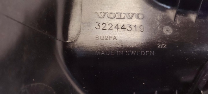 VOLVO XC40 PROTECTION LUSTEKA CENTRAL 32244319