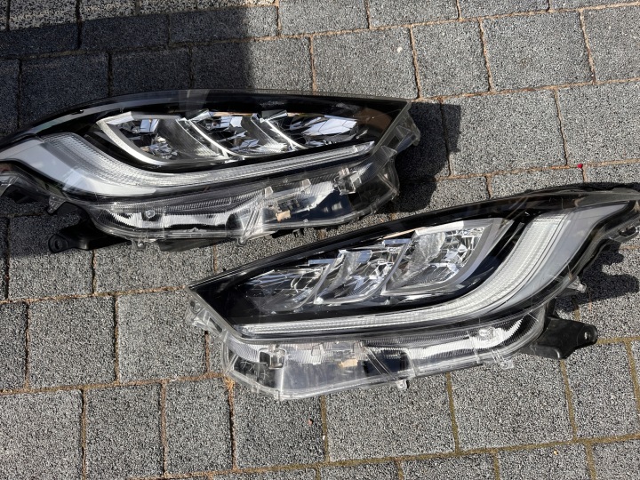 CAPOT TOYOTA YARIS IV P21 2021-2025